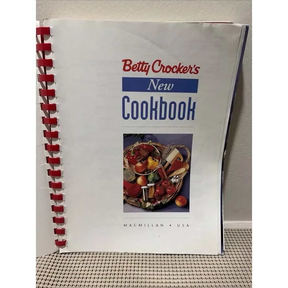 Betty Crocker's New Cookbook : Everything You Need to Know to Cook Spiral 1996